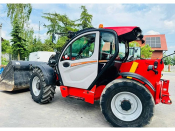 Manipulador telescópico MANITOU