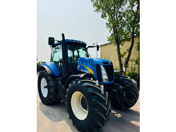 Tractor NEW HOLLAND T8040