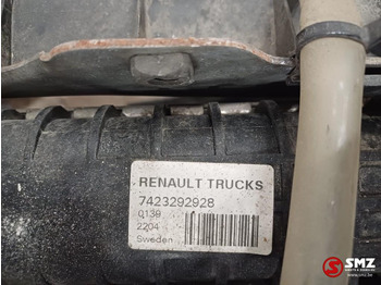 Radiador para Camión Renault Occ radiator + intercooler + expansievat DTI13 Ren: foto 5 Radiador para Camión Renault Occ radiator + intercooler + expansievat DTI13 Ren: foto 5