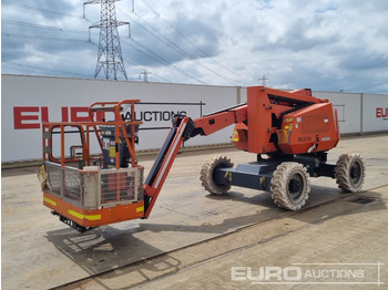 Plataforma elevadora JLG