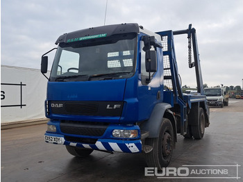 Camión portacontenedor de cadenas DAF LF