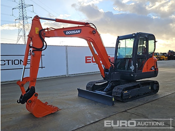 Miniexcavadora DOOSAN DX60