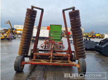 Maquinaria agrícola Vaderstad Single Axle Draw Bar Hydraulic Folding Ring Roller: foto 4 Maquinaria agrícola Vaderstad Single Axle Draw Bar Hydraulic Folding Ring Roller: foto 4