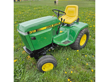 Tractor municipal JOHN DEERE
