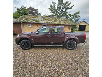 Pick-up Nissan Navara 2,5 Dci Dc 4wd: foto 2 Pick-up Nissan Navara 2,5 Dci Dc 4wd: foto 2
