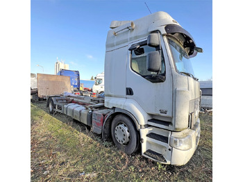 Camión chasis RENAULT