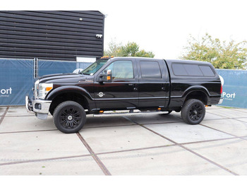 Coche FORD