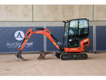 Miniexcavadora KUBOTA KX019-4