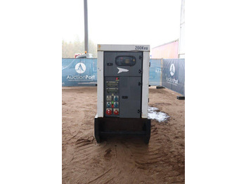 Generador industriale SDMO R220C3: foto 4