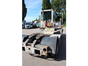 Tractor industrial Terberg YT222: foto 5