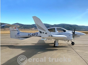 Equipo de apoyo en tierra 2008 Diamond DA42 Twin Star-Airplane: foto 2