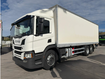 Camión caja cerrada SCANIA P 360