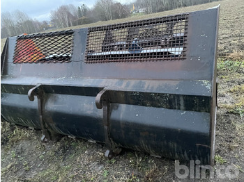 Cazo cargador Snöskopa 7 kubik: foto 4 Cazo cargador Snöskopa 7 kubik: foto 4