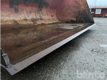 Cazo cargador Snöskopa 7 kubik: foto 5 Cazo cargador Snöskopa 7 kubik: foto 5