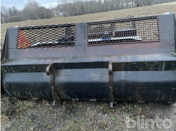 Cazo cargador Snöskopa 7 kubik: foto 3 Cazo cargador Snöskopa 7 kubik: foto 3