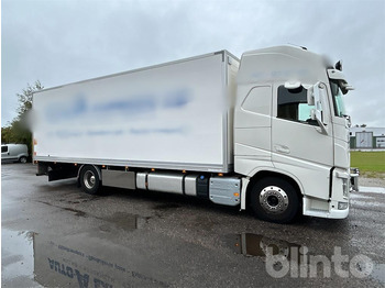 Camión caja cerrada VOLVO FH 4*2: foto 3