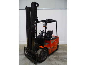 Carretilla elevadora eléctrica HELI