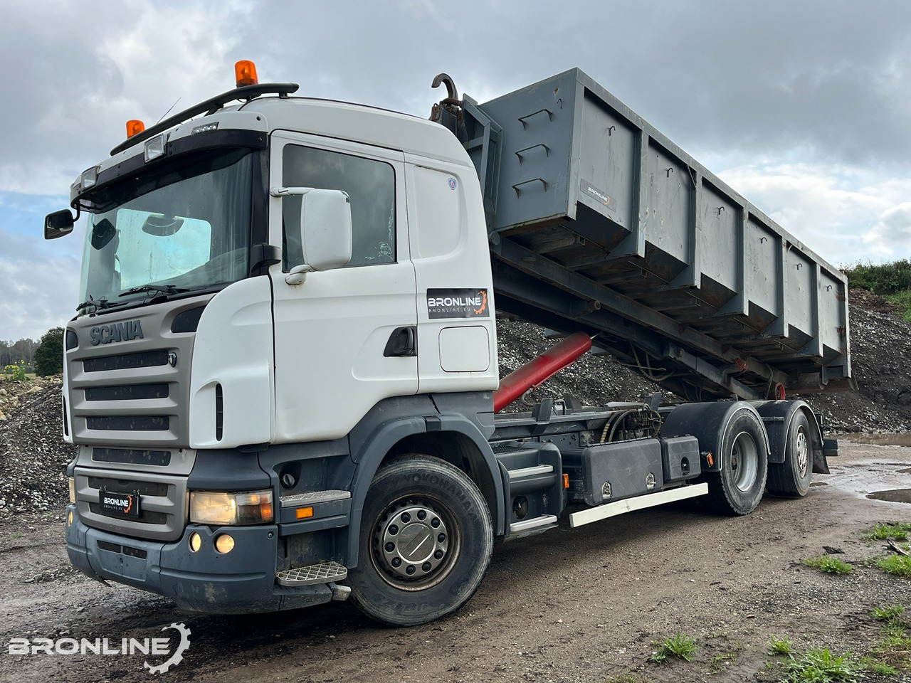 2007 Scania R420 6x2 Hooklift - Camión multibasculante: foto 1 2007 Scania R420 6x2 Hooklift - Camión multibasculante: foto 1