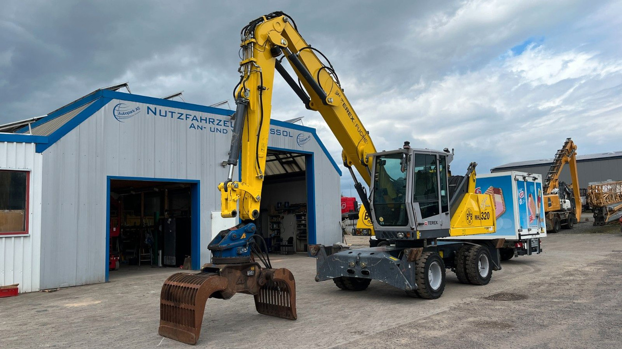 Fuchs TeRex MHL 320 D Umschlagbagger Greifer Pratzen - Manipulador de materiales: foto 3 Fuchs TeRex MHL 320 D Umschlagbagger Greifer Pratzen - Manipulador de materiales: foto 3