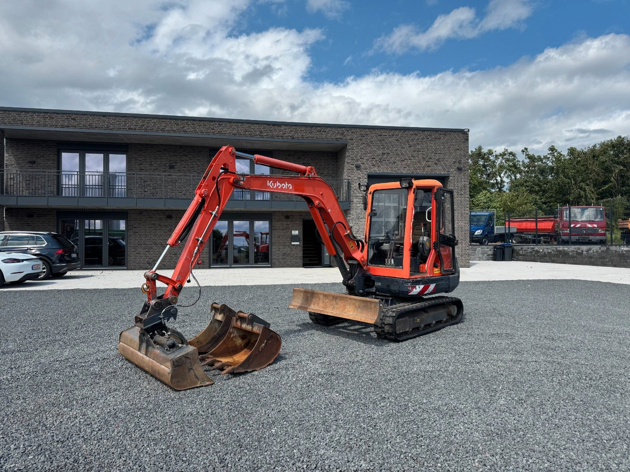 Kubota KX 121-3a KX121 Minibagger Monoausleger 3xLöffel - Miniexcavadora: foto 1 Kubota KX 121-3a KX121 Minibagger Monoausleger 3xLöffel - Miniexcavadora: foto 1