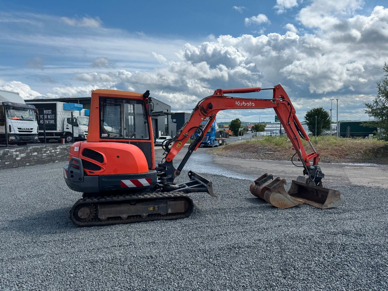 Kubota KX 121-3a KX121 Minibagger Monoausleger 3xLöffel - Miniexcavadora: foto 5 Kubota KX 121-3a KX121 Minibagger Monoausleger 3xLöffel - Miniexcavadora: foto 5