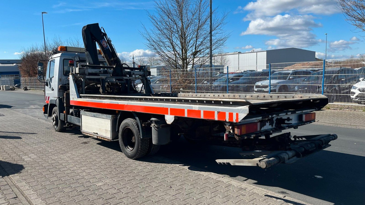MAN 10.220 Abschlepper Kran Kipper Radgabel - Grua de remolque autos: foto 2 MAN 10.220 Abschlepper Kran Kipper Radgabel - Grua de remolque autos: foto 2