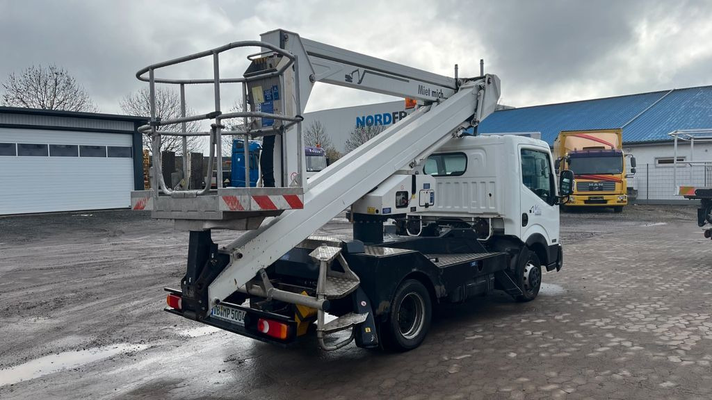 Nissan P200A-NC Steiger Hebebühne Hubarbeitsbühne 17M - Camión con plataforma elevadora, Furgoneta: foto 4 Nissan P200A-NC Steiger Hebebühne Hubarbeitsbühne 17M - Camión con plataforma elevadora, Furgoneta: foto 4