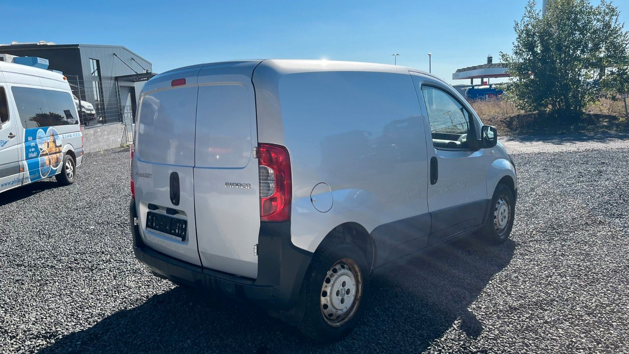 Peugeot Bipper Basis Kopfdichtungsschaden - Coche: foto 4 Peugeot Bipper Basis Kopfdichtungsschaden - Coche: foto 4