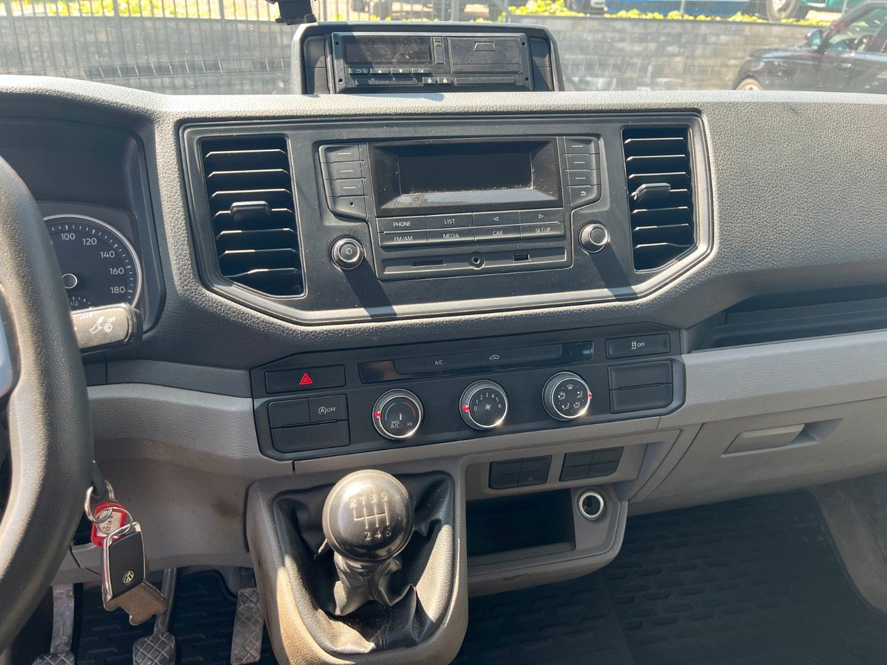 Leasing de  Volkswagen Crafter Pritsche Plane 35 DOKA mittellang RWD Volkswagen Crafter Pritsche Plane 35 DOKA mittellang RWD: foto 10