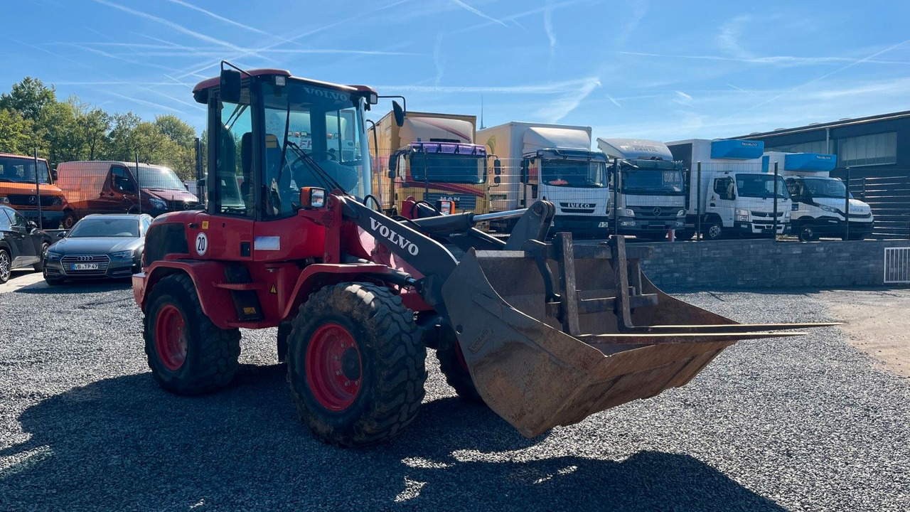 Volvo L35G Radlader 7200 Kg Schaufel Gabel Volvo L35G Radlader 7200 Kg Schaufel Gabel - Cargadora de ruedas: foto 3 Volvo L35G Radlader 7200 Kg Schaufel Gabel Volvo L35G Radlader 7200 Kg Schaufel Gabel - Cargadora de ruedas: foto 3