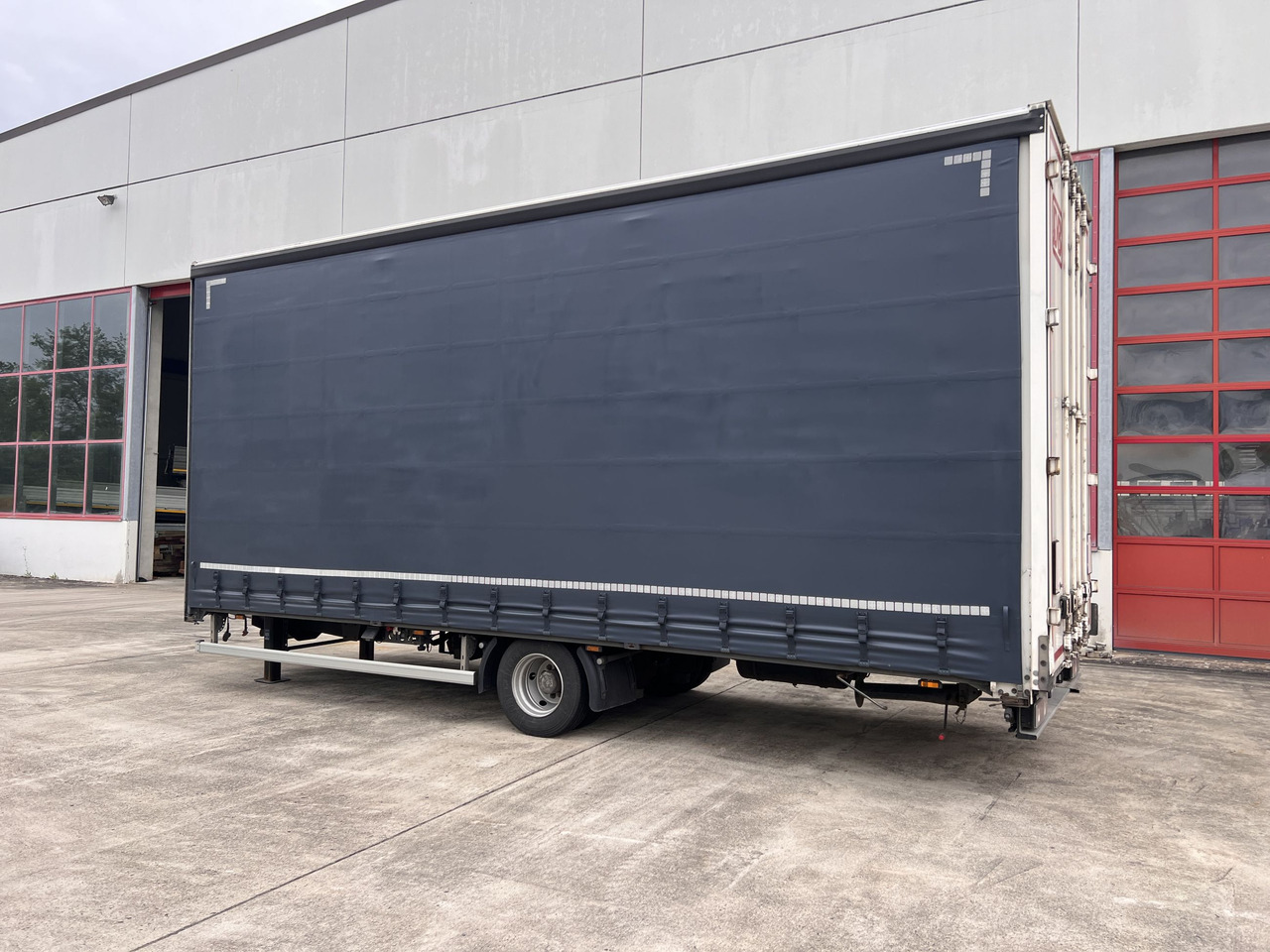 Remolque con toldo Ackermann Z-KA-F10.5/7,6 1 Achs Jumbo- Planenanhänger 10,5 t GG: foto 7 Remolque con toldo Ackermann Z-KA-F10.5/7,6 1 Achs Jumbo- Planenanhänger 10,5 t GG: foto 7