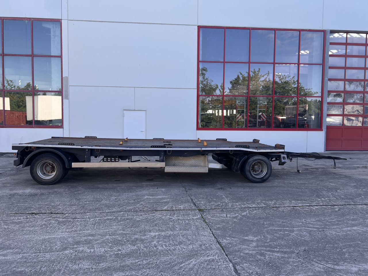 Dinkel DAC 18000 2 Achs Kombi- Anhänger für Abroll- oder Absetzmulden oder Tieflader - Remolque multilift/ Portacontenedores de cadenas: foto 3 Dinkel DAC 18000 2 Achs Kombi- Anhänger für Abroll- oder Absetzmulden oder Tieflader - Remolque multilift/ Portacontenedores de cadenas: foto 3