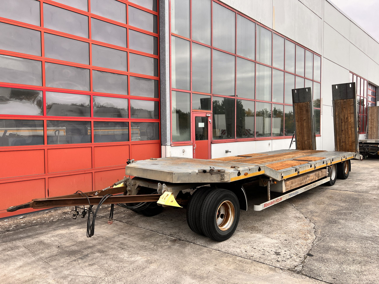 Möslein TF3 Schwebheim 3 Achs Tiefladeranhänger - Remolque góndola rebajadas: foto 4 Möslein TF3 Schwebheim 3 Achs Tiefladeranhänger - Remolque góndola rebajadas: foto 4