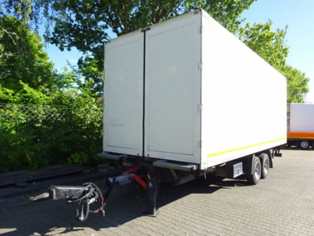 Möslein TKO 105 Schwebheim Tandemkoffer, Ladebordwand + Durchladbar - Remolque caja cerrada: foto 4 Möslein TKO 105 Schwebheim Tandemkoffer, Ladebordwand + Durchladbar - Remolque caja cerrada: foto 4