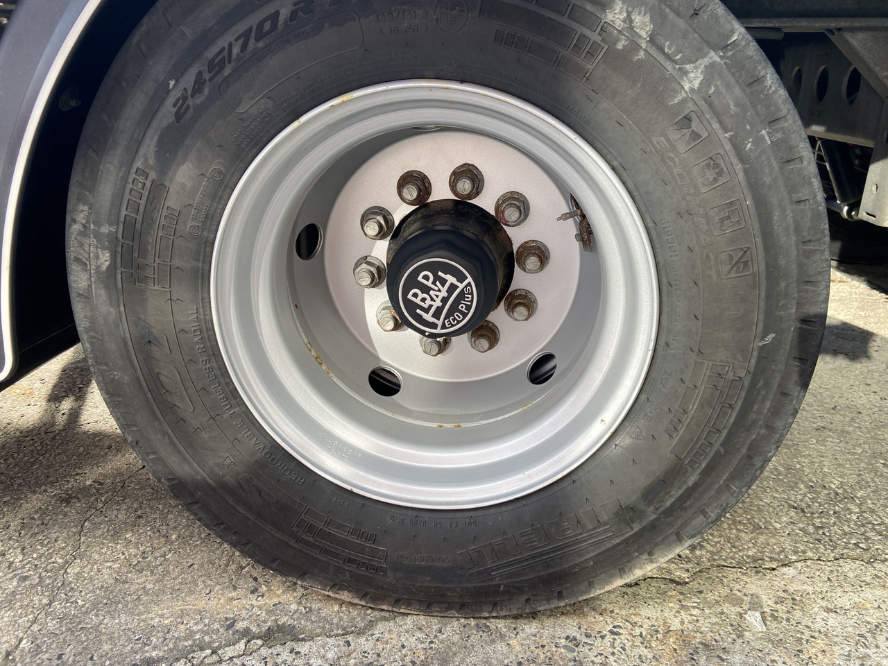 Remolque góndola rebajadas para transporte de equipos pesados Möslein TO 3 F Schwebheim Neuwertig 3 Achs Tieflader 8,10 m Ladefläche: foto 9 Remolque góndola rebajadas para transporte de equipos pesados Möslein TO 3 F Schwebheim Neuwertig 3 Achs Tieflader 8,10 m Ladefläche: foto 9