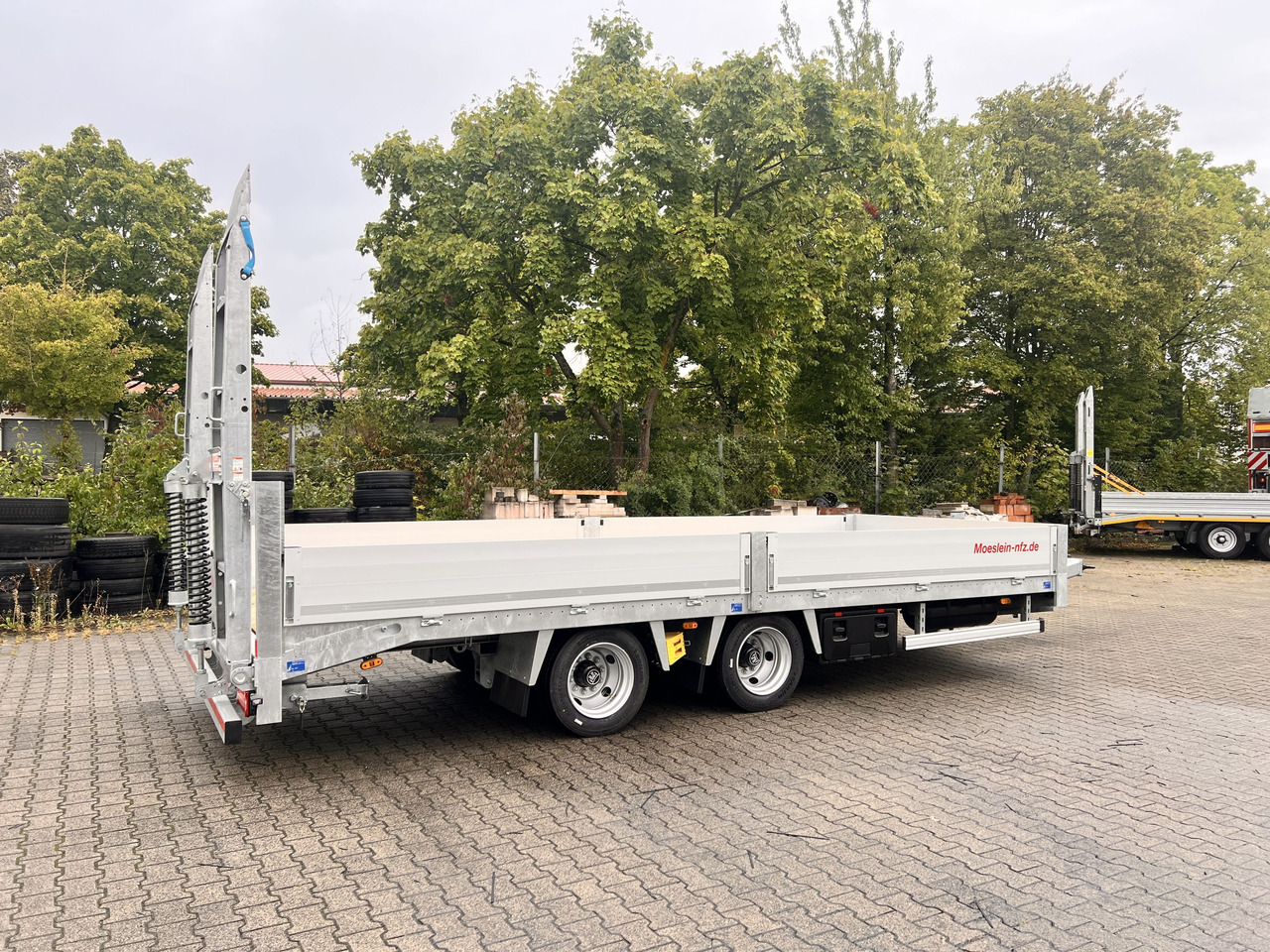 Möslein TT 14 14,4 t TandemtiefladerNeufahrzeug - Remolque góndola rebajadas: foto 2 Möslein TT 14 14,4 t TandemtiefladerNeufahrzeug - Remolque góndola rebajadas: foto 2