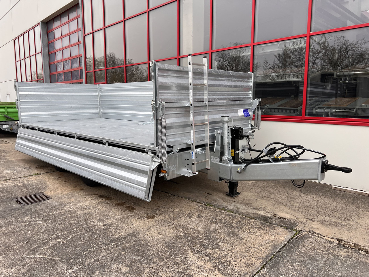 Remolque volquete nuevo Möslein TTD 19 AB 19 t Tandem 3 Seiten Kipper TiefladerAufsatzbordwänden-- Neufahrzeug --: foto 9 Remolque volquete nuevo Möslein TTD 19 AB 19 t Tandem 3 Seiten Kipper TiefladerAufsatzbordwänden-- Neufahrzeug --: foto 9