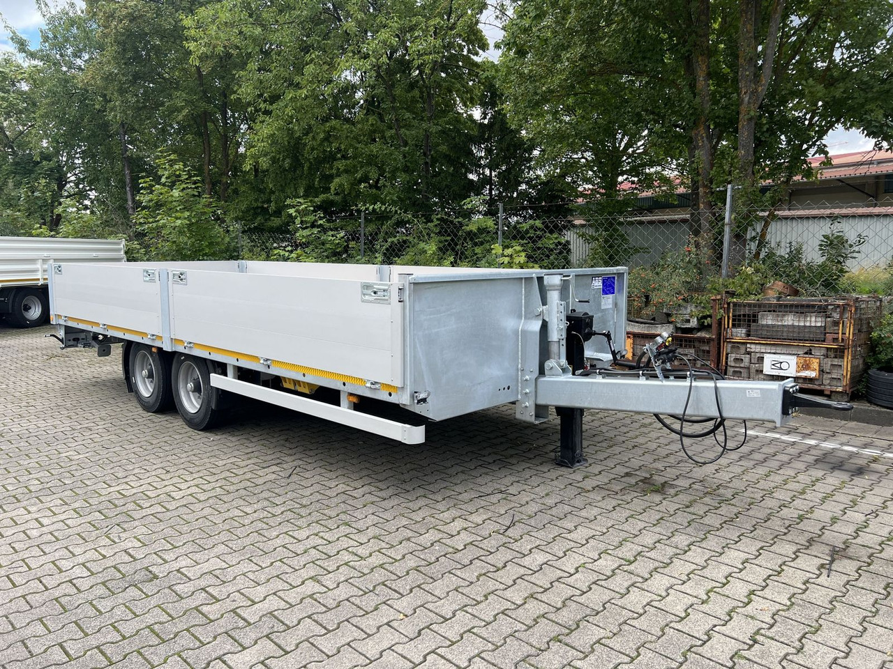 Möslein Tandem- Pritschenanhänger- Tieflader - Remolque plataforma/ Caja abierta: foto 2 Möslein Tandem- Pritschenanhänger- Tieflader - Remolque plataforma/ Caja abierta: foto 2