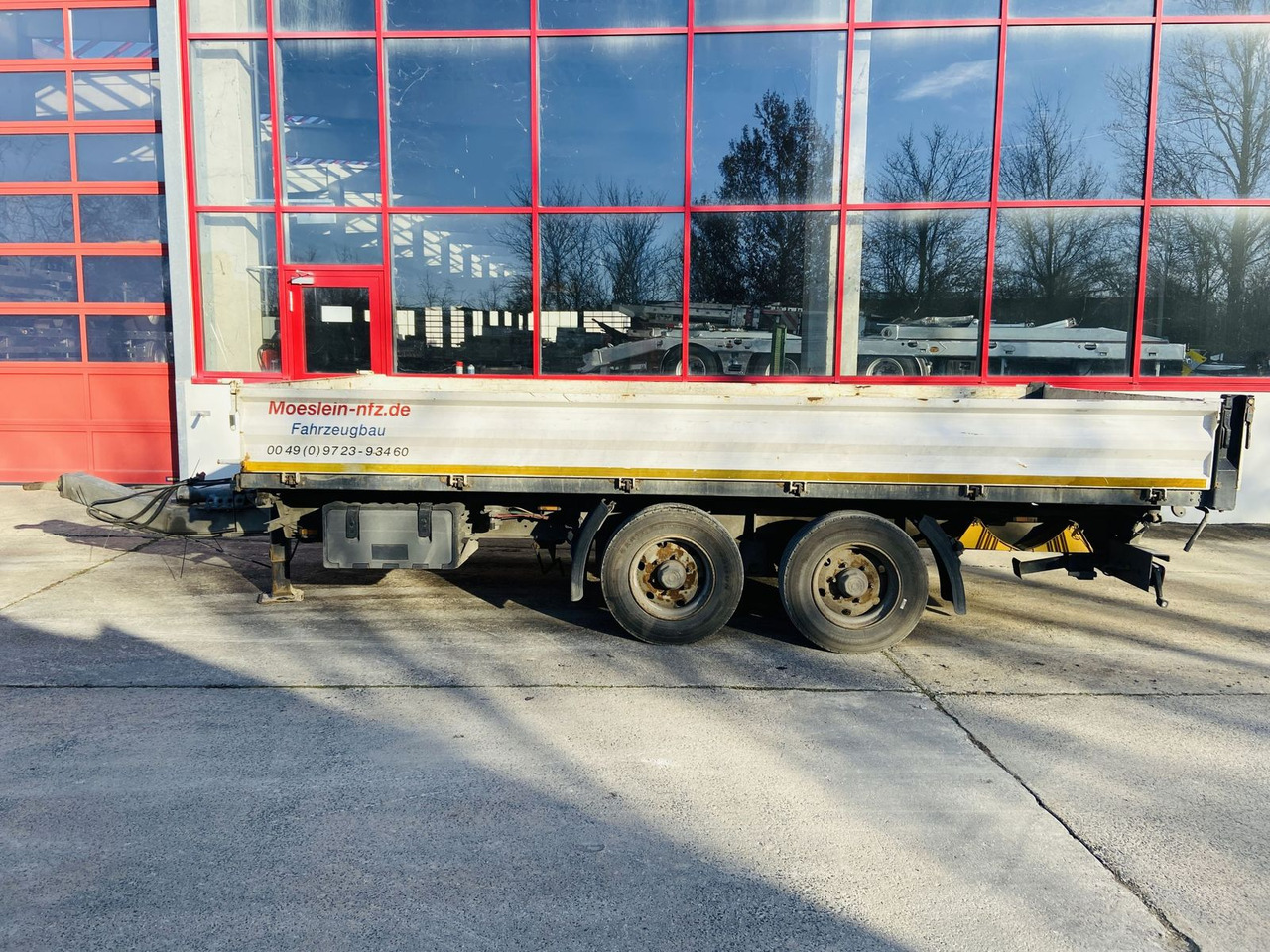 Möslein Tandemkipper- Tieflader - Remolque góndola rebajadas: foto 1 Möslein Tandemkipper- Tieflader - Remolque góndola rebajadas: foto 1