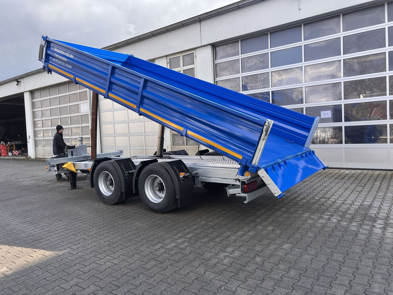 Möslein neuer 19 t Tandemkipper- Tieflader hydraulische - Remolque volquete: foto 5 Möslein neuer 19 t Tandemkipper- Tieflader hydraulische - Remolque volquete: foto 5