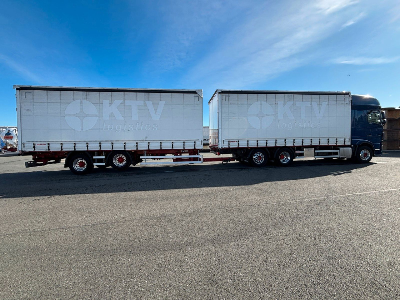 DAF SSC XF 480 Jumbozug + Anh Wecon Staplerhalterung - Camión lona: foto 5 DAF SSC XF 480 Jumbozug + Anh Wecon Staplerhalterung - Camión lona: foto 5