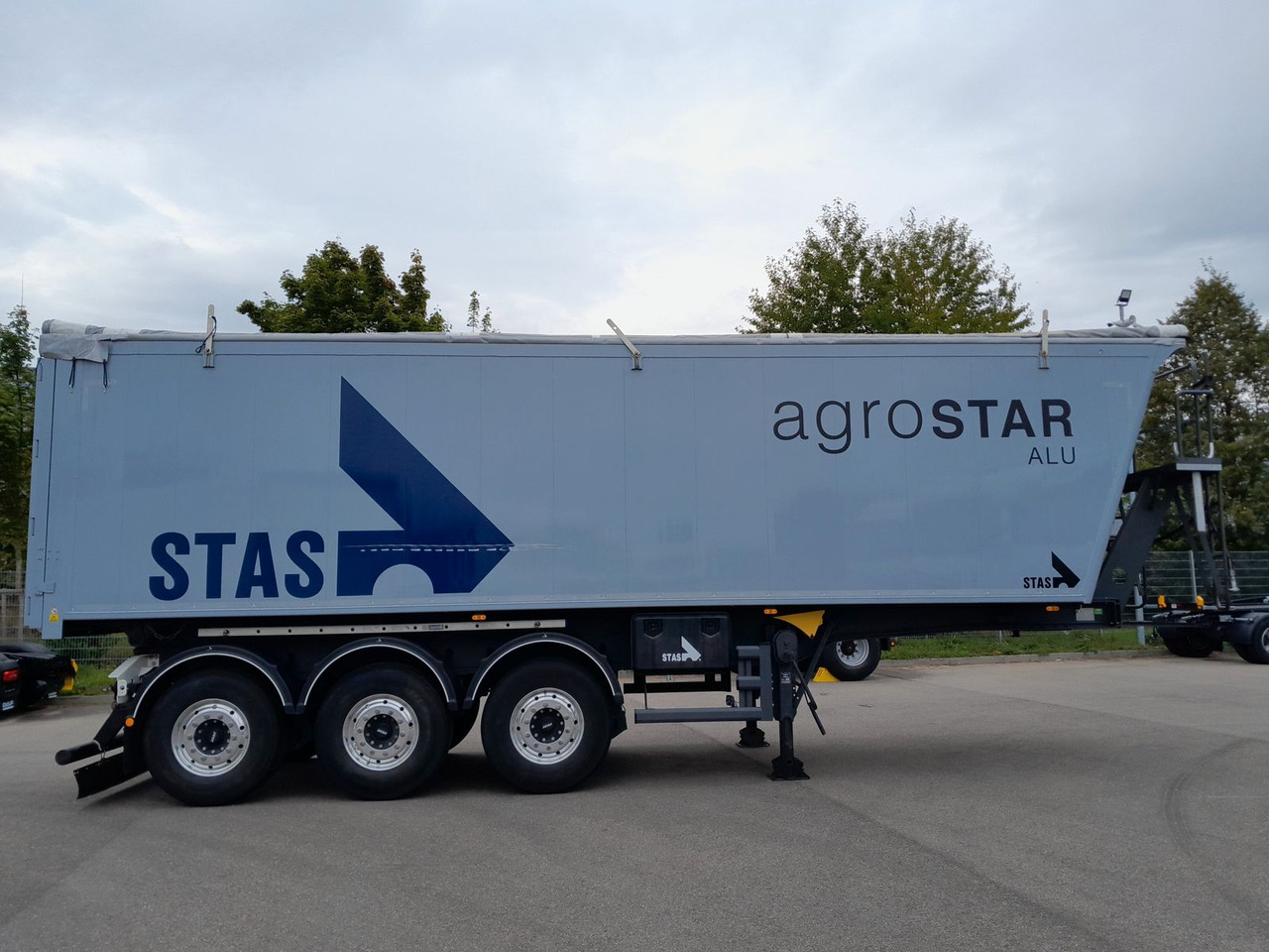 Stas AgroStar 47,3 cbm Alu-Kippsattelauflieger - Semirremolque volquete: foto 4 Stas AgroStar 47,3 cbm Alu-Kippsattelauflieger - Semirremolque volquete: foto 4