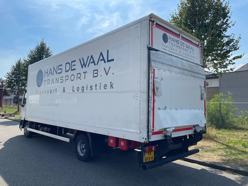 DAF LF 180 8-2016 - Camión caja cerrada: foto 4 DAF LF 180 8-2016 - Camión caja cerrada: foto 4