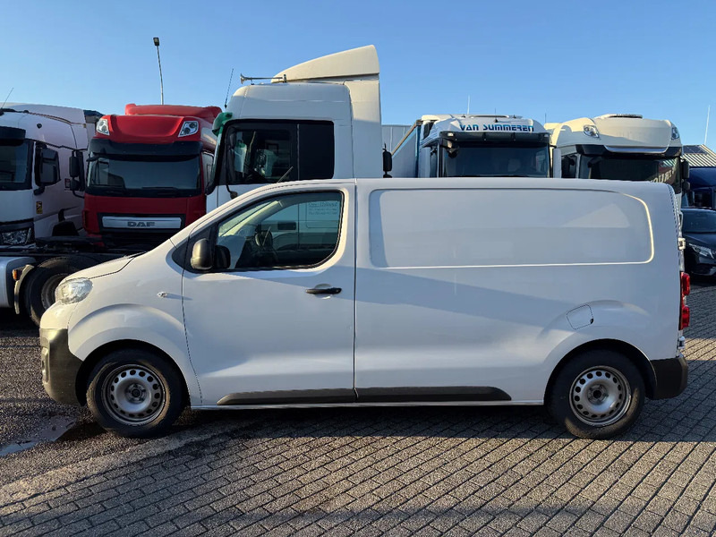 Peugeot Expert 2.0 D 104 KW 2023 BROKEN ENGINE - Furgoneta pequeña: foto 5 Peugeot Expert 2.0 D 104 KW 2023 BROKEN ENGINE - Furgoneta pequeña: foto 5