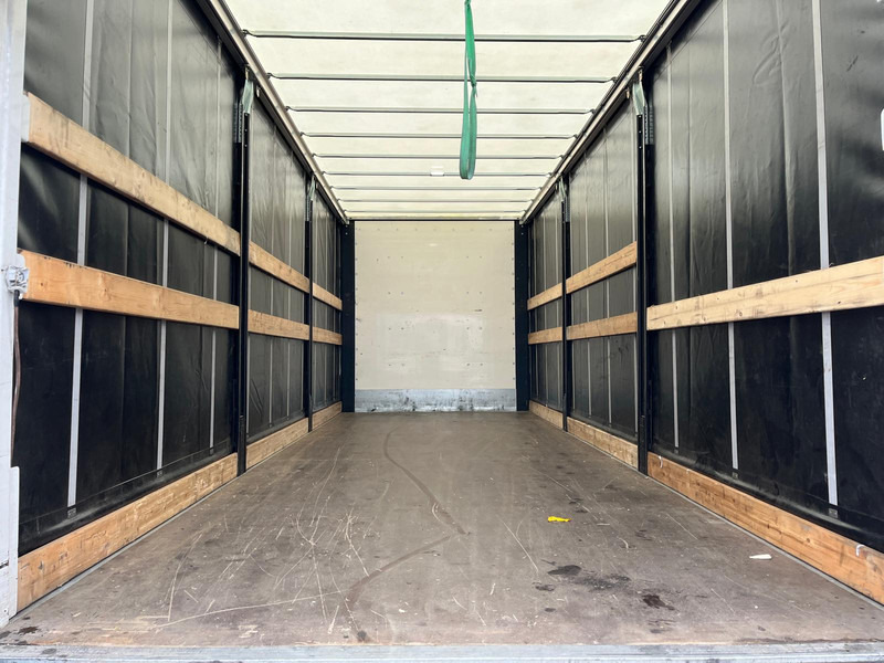 Leasing de Renault D 12 LOW P4X2 240 E 6 Renault D 12 LOW P4X2 240 E 6: foto 17 Leasing de Renault D 12 LOW P4X2 240 E 6 Renault D 12 LOW P4X2 240 E 6: foto 17