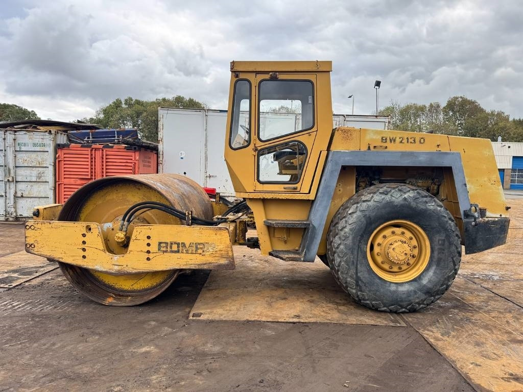 Bomag BW 213 D - Compactador: foto 2 Bomag BW 213 D - Compactador: foto 2