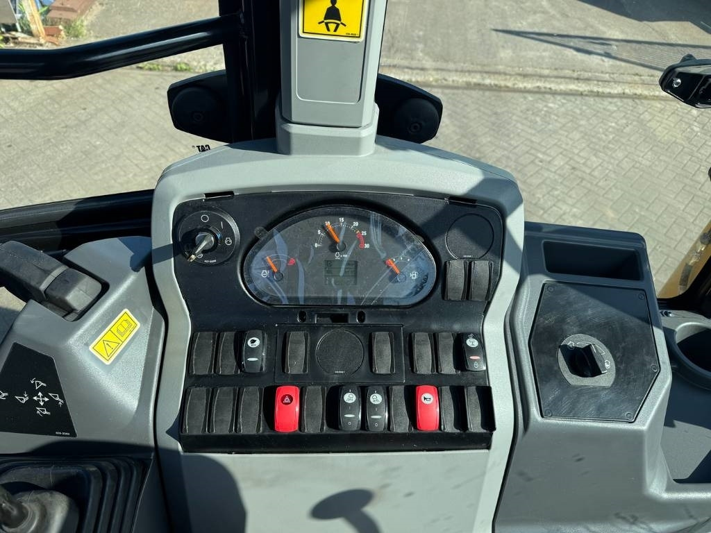 Retroexcavadora CAT 424 4X4 ( UNUSED NEW ): foto 12