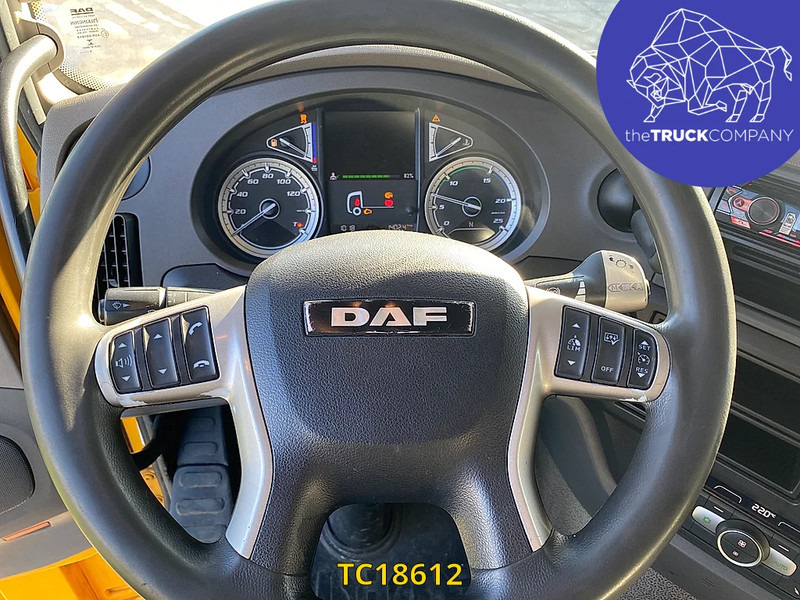 Cabeza tractora DAF XF 480: foto 6