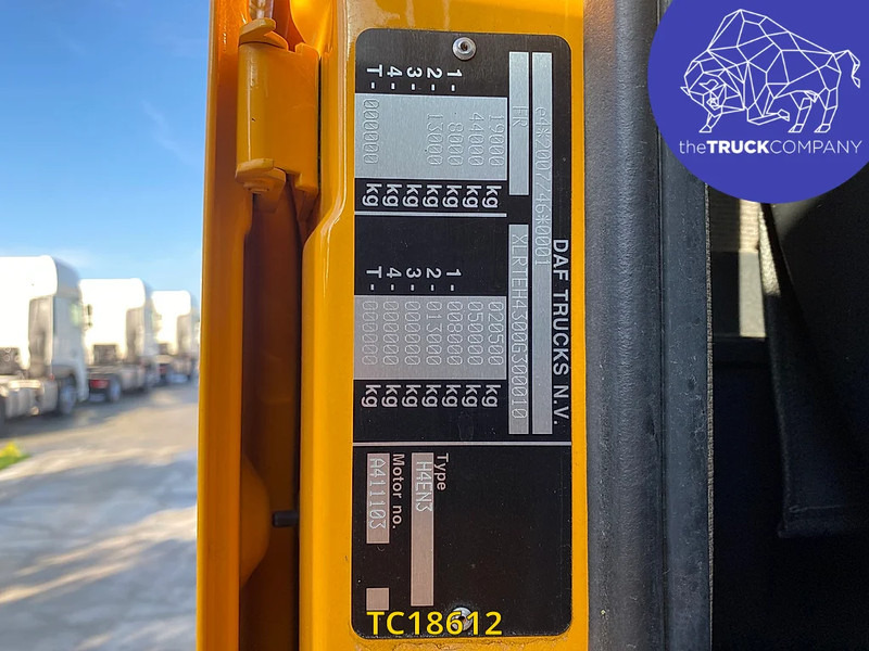 Cabeza tractora DAF XF 480: foto 15