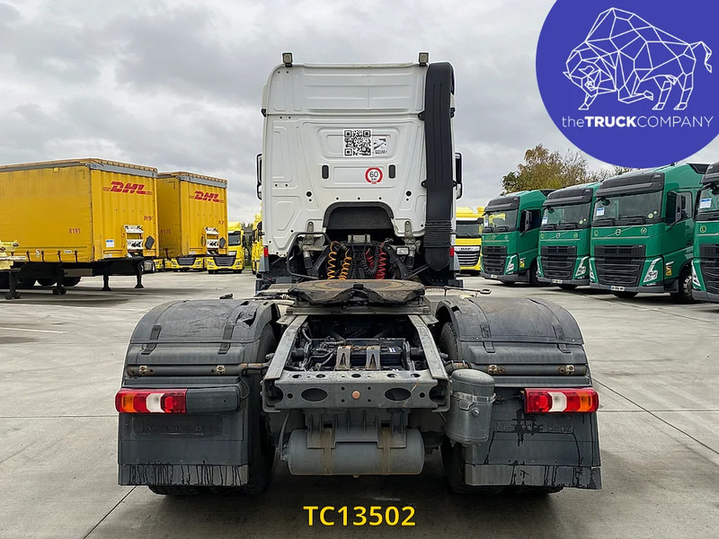 Mercedes-Benz Arocs 1943 - Cabeza tractora: foto 4 Mercedes-Benz Arocs 1943 - Cabeza tractora: foto 4